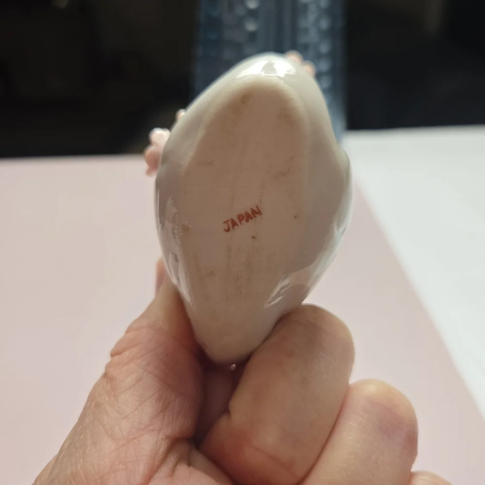 Vintage Porcelain Swan (Made In Japan)